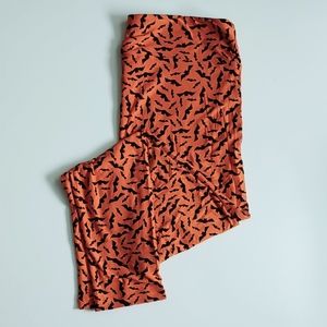 LuLaRoe TC Halloween Leggings Bats (NWT)
